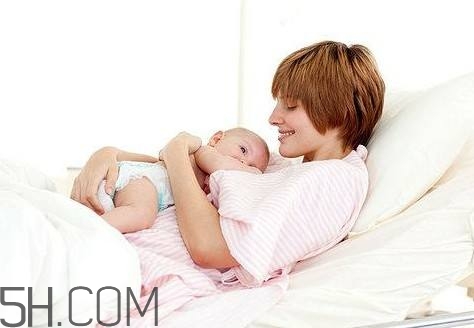 什么時候要考慮催生的問題？坐月子需要怎樣的環(huán)境比較好？