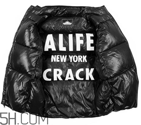 alife與penfield聯(lián)名羽絨服多少錢_在哪買？