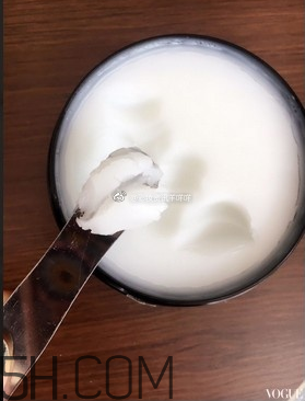 ysl名模肌密卸妝膏好用嗎？卸妝膏適合卸哪個(gè)部位？