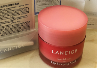 蘭芝夜間唇膜多久用一次？使用頻率