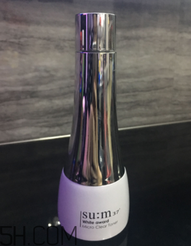 su:m37度呼吸爽膚水什么功效？適合什么膚質(zhì)？