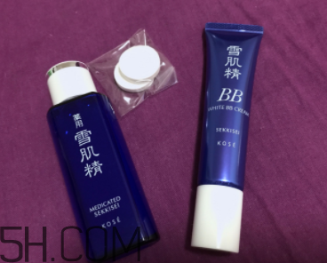 日本雪肌精bb護(hù)膚套裝有什么？適合什么膚質(zhì)？