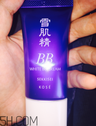 雪肌精美白BB霜含酒精嗎？敏感皮能用嗎？