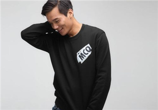 黑色衣服洗的發(fā)白怎么補救？黑色衣服發(fā)白了如何復原？