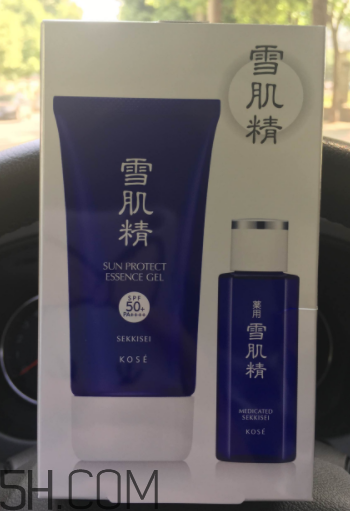 雪肌精防曬啫喱是化學防曬嗎？有刺激嗎？