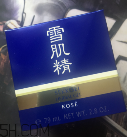 雪肌精菁華凝霜什么成分？有什么功效？
