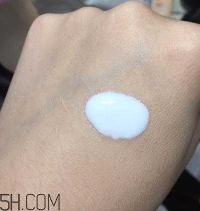 雪肌精美白防曬乳防曬效果怎么樣？防水嗎？