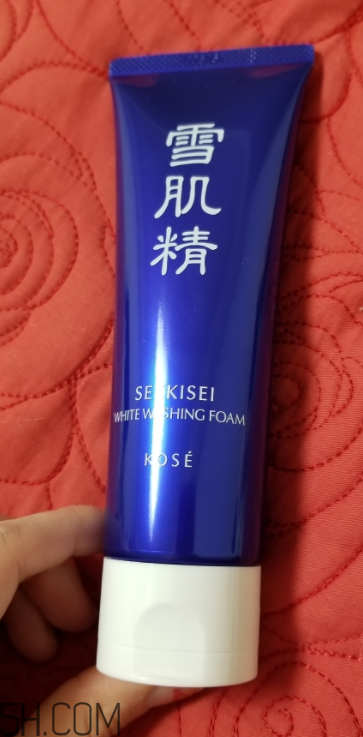 雪肌精洗面奶哪款適合敏感皮？哪款適合干皮？
