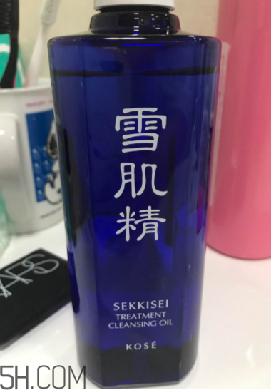 雪肌精卸妝油可以卸眼妝嗎？雪肌精卸妝油乳化快嗎？