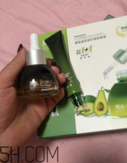 詩(shī)婷露雅鱷梨眼部套裝適合什么年紀(jì)？什么膚質(zhì)？