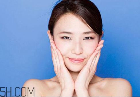 30歲用的護(hù)膚品怎樣選擇？30歲的女人用什么牌子護(hù)膚品好？