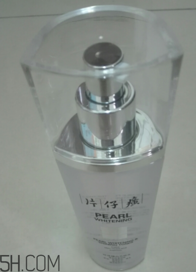 片仔癀珍珠亮膚水適合油皮嗎？適合夏季嗎？