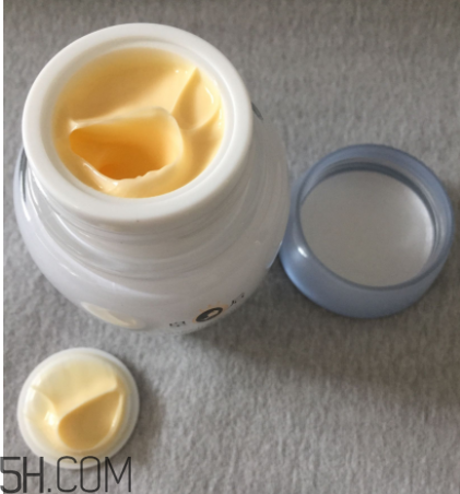 片仔癀珍珠膏(臻潤級)適合油皮嗎？過敏嗎？