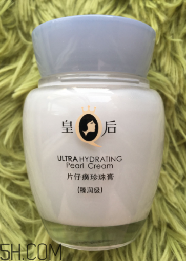 片仔癀珍珠膏夏天能用嗎？會不會很油？