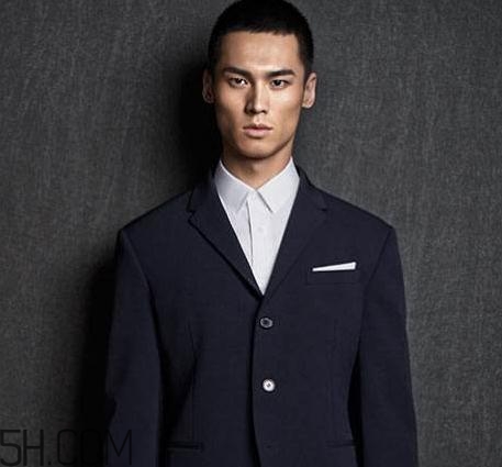 阿瑪尼衣服貴嗎？阿瑪尼衣服多少錢一件？