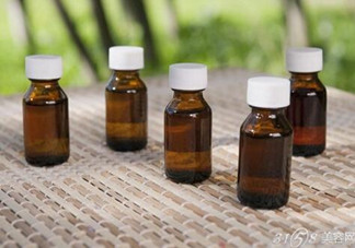 茶樹精油可以直接涂在臉上嗎？茶樹精油的功效與作用？
