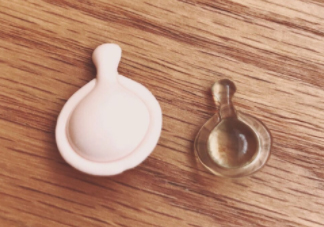 伊麗莎白雅頓眼部精華液油不油？長(zhǎng)脂肪粒嗎？