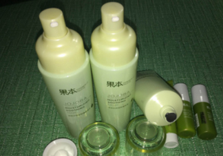 詩婷露雅荷荷巴系列有刺激嗎？適合敏感肌嗎？