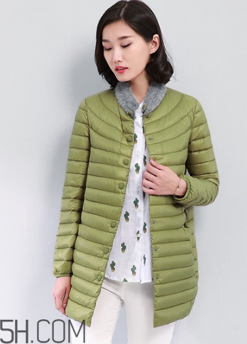 輕薄羽絨服保暖嗎？羽絨服的充絨量標(biāo)準(zhǔn)多少？