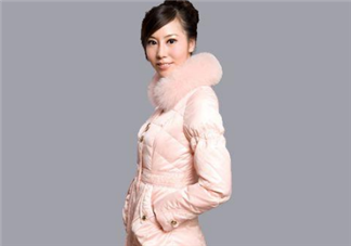 女裝羽絨服怎么挑選？羽絨服的清洗技巧