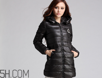 女裝羽絨服怎么挑選？羽絨服的清洗技巧