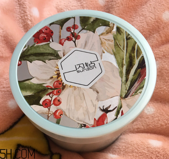 閃鉆植物燙染修復發(fā)膜好用嗎？閃鉆植物燙染修復發(fā)膜使用心得
