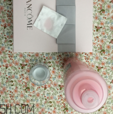 蘭蔻粉水不適合油皮？蘭蔻粉水適合什么膚質(zhì)？