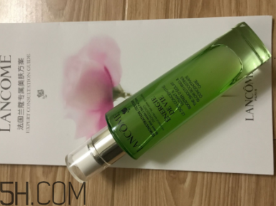蘭蔻水光瓶適合什么年齡使用？蘭蔻水光瓶適合輕齡肌嗎？