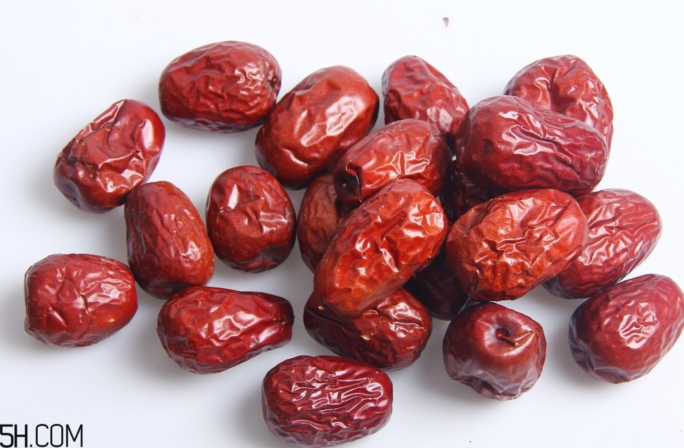 最健康吃紅棗的方法是什么？吃紅棗需要注意些什么？