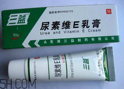 尿素維e乳膏的作用 尿素維e乳膏能治眼袋嗎？