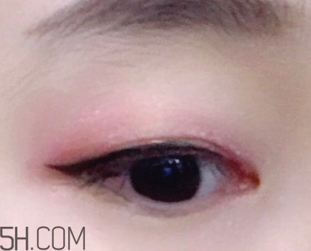mac魅可人魚姬眼影日常嗎？mac魅可人魚姬眼影是什么顏色
