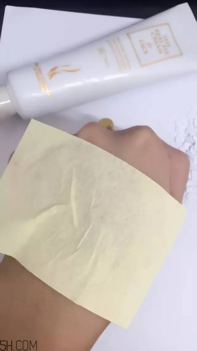 眼霜需要早晚都用嗎？ahc第五代眼霜效果怎么樣？