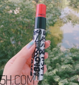 mac睫毛膏多少錢？mac睫毛膏好用嗎？