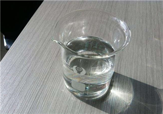 甘油會(huì)讓皮膚變黃嗎？甘油要怎么使用？