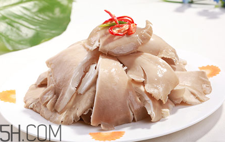 平菇可以和雞蛋一起做湯嗎？平菇和木耳能一起吃嗎？