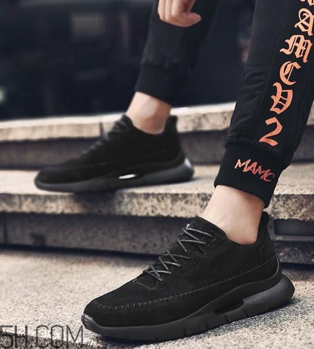 翻毛運(yùn)動鞋發(fā)白怎么辦？翻毛運(yùn)動鞋怎么打理？