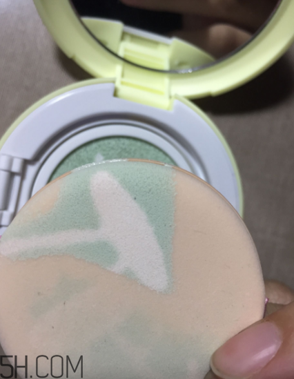 藍秀氣墊bb霜怎么辨別真?zhèn)危克{秀氣墊bb霜效果測評