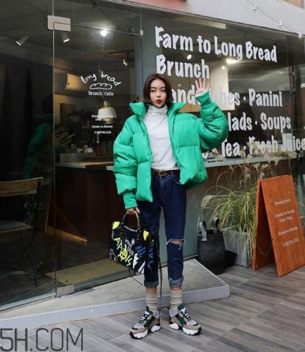 面包服搭配什么鞋子？面包服搭配鞋子圖片