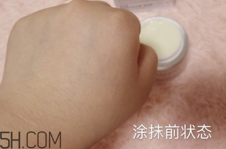 自然堂化妝品多少錢一套？