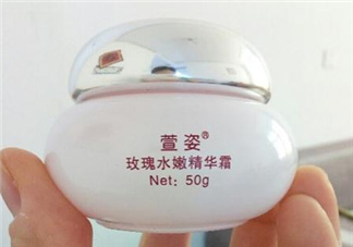 萱姿玫瑰水精華霜怎么樣？萱姿玫瑰水精華霜有激素嗎？