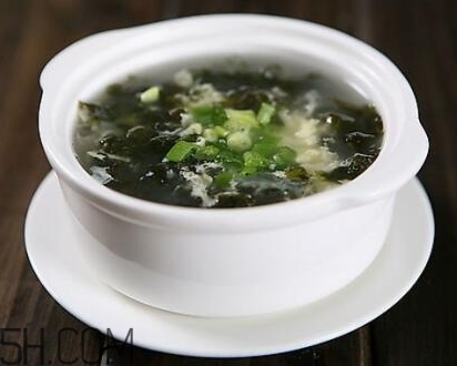海苔和紫菜哪個更養(yǎng)生？海苔是紫菜的華麗轉身？