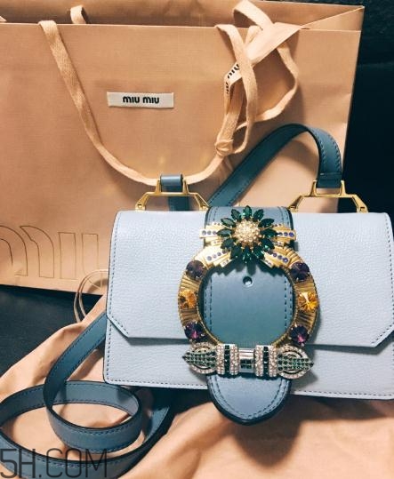 miumiu包包一般多少錢？這么仙的包包千萬別錯過