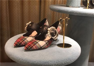 miumiu高跟鞋多少錢？婚禮上穿它再適合不過了