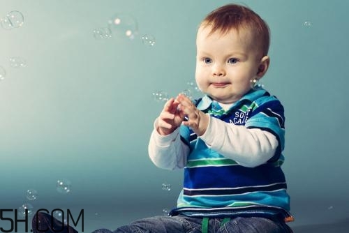 嬰幼兒各項能力發(fā)育都在什么時候？3大發(fā)育指標(biāo)
