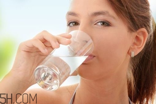 喝水可以美容嗎？喝水美容5大常識