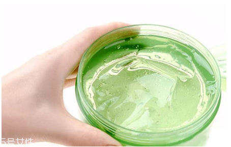 蘆薈膠能當(dāng)睡眠面膜用嗎？蘆薈膠的護(hù)膚常識