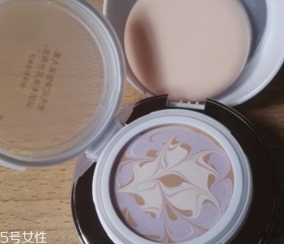 自然堂爆水小粉盒怎么樣？新品粉膏氣墊上市