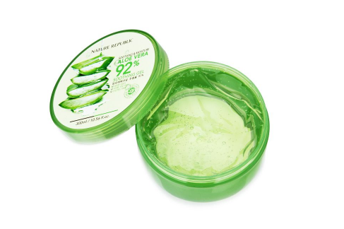 用蘆薈膠前需要洗臉嗎？蘆薈膠小孩也可以用
