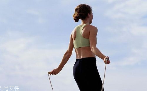 怎樣跳繩可以有效減肥？推薦這四種跳繩方式