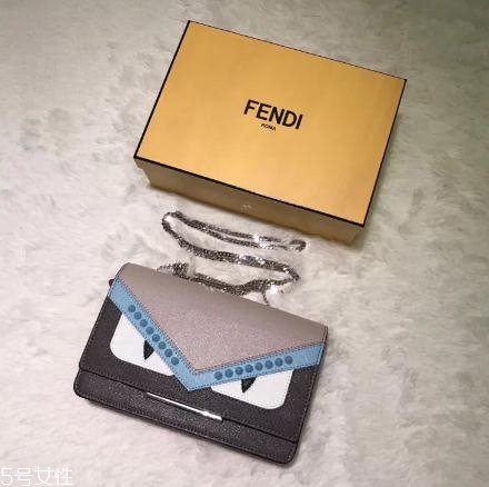 fendi包包怎么樣？時(shí)尚潮人人手一個(gè)的包包